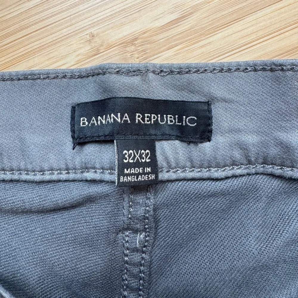 Banana Republic Mens 32x32 Charcoal Gray 5-Pocket Chino Pants Slim Fit 1620338